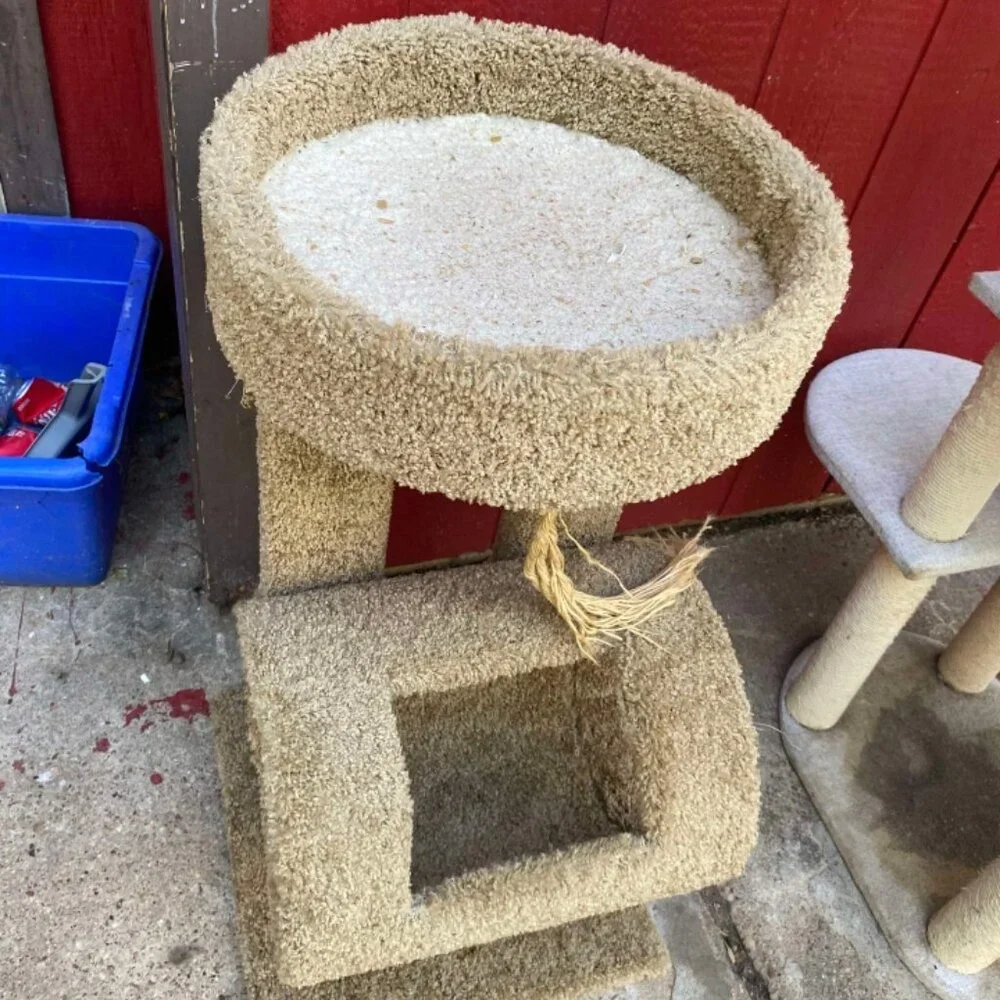 Cat tree